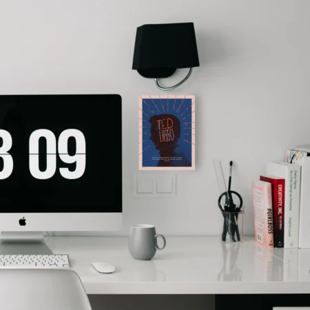 استیکر تابلو کارت پستال سریال تد لسو